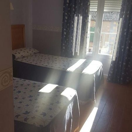Hostal Restaurante San Juan 몰리나 데 아라곤 외부 사진